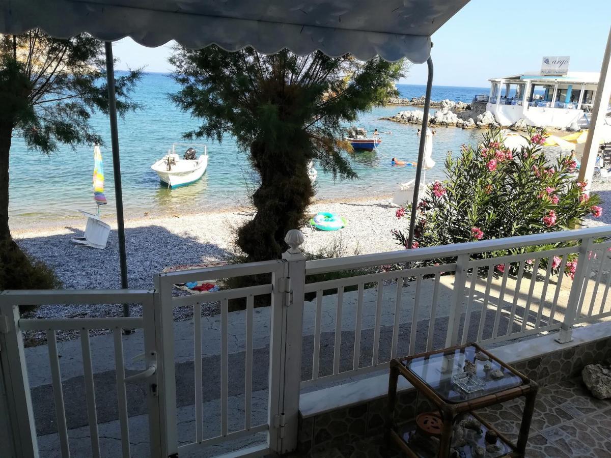 Villa Stamatia'S House CCharaki Exterior foto